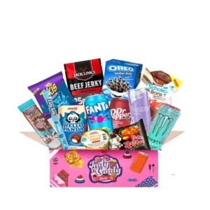 Snack Box Internazionale Da Almeno 10 Prodotti Tra Salato,Bevande e Dolciumi